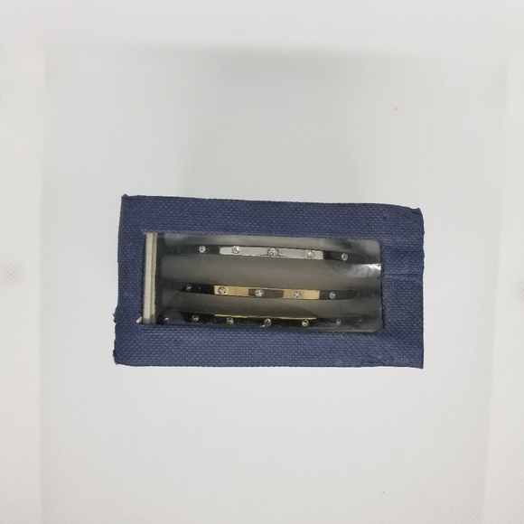 Tricolour crystal bangle bracelet set - Picture 4 of 6